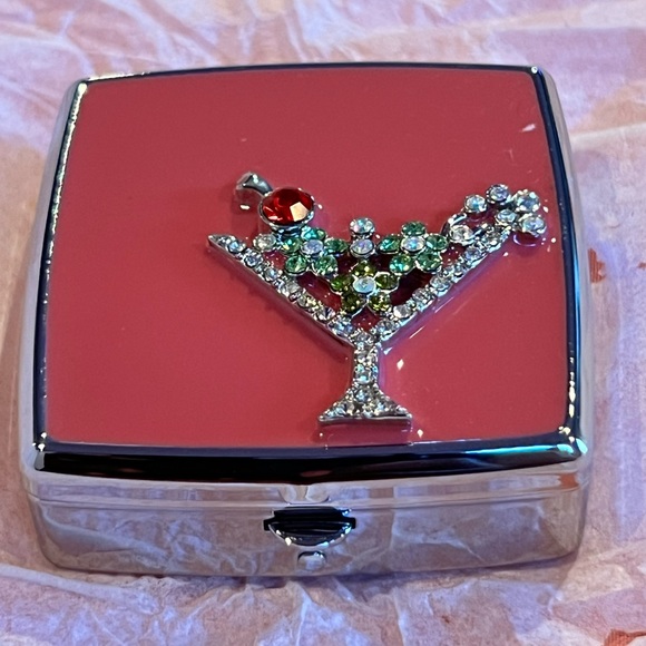 Decorative Pill Case/Box - Picture 4 of 6